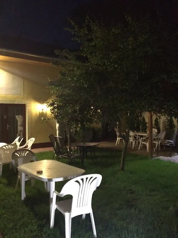 Bl Luxus Apartman سيغيد شقة