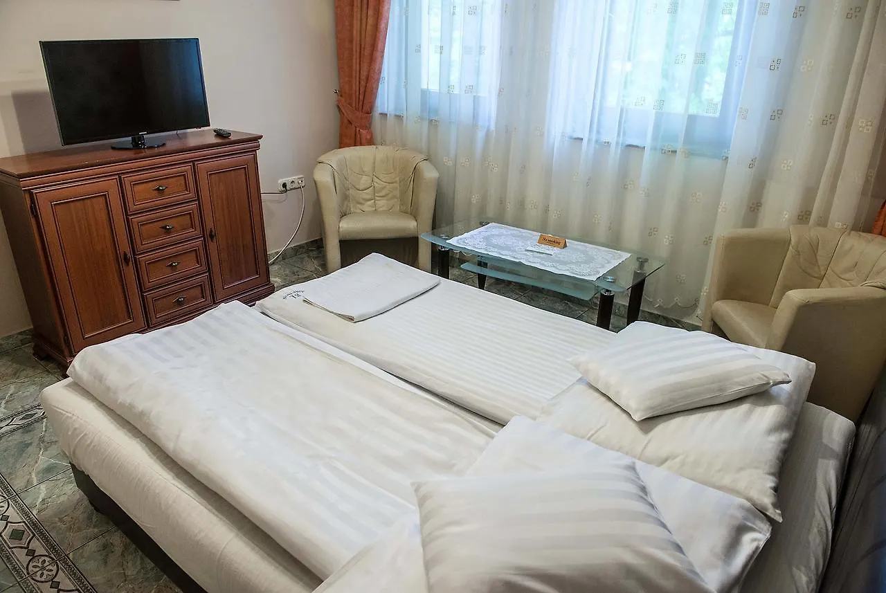 Apartment Bl Luxus Apartman Szeged