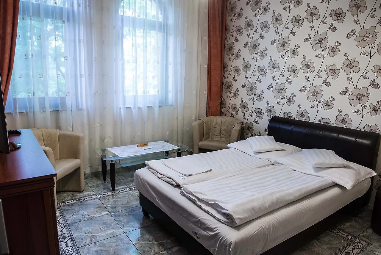 Bl Luxus Apartman سيغيد 0*,