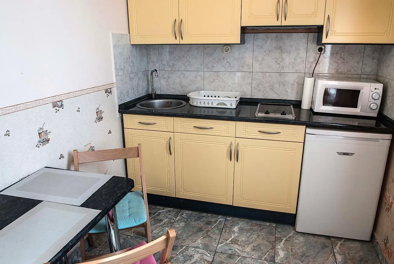 Bl Luxus Apartman سيغيد 0*,  المجر